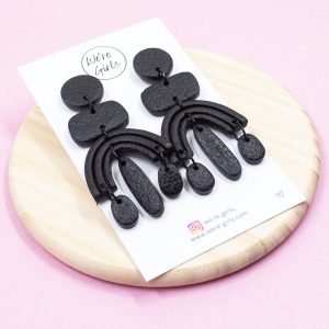 Daphanie Dangles