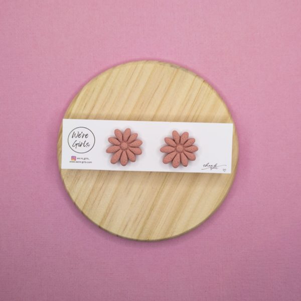 Lizzie Studs - Blush