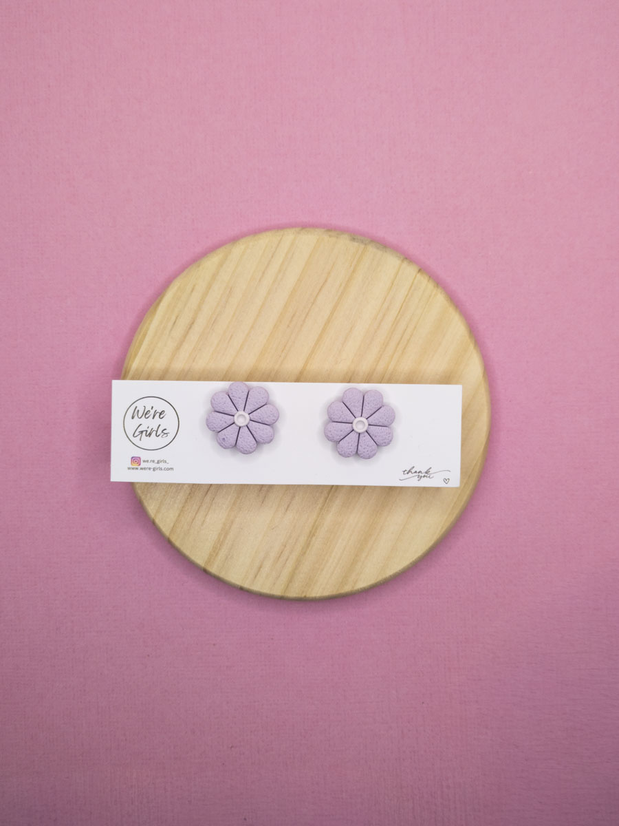 Isla Studs Lavender