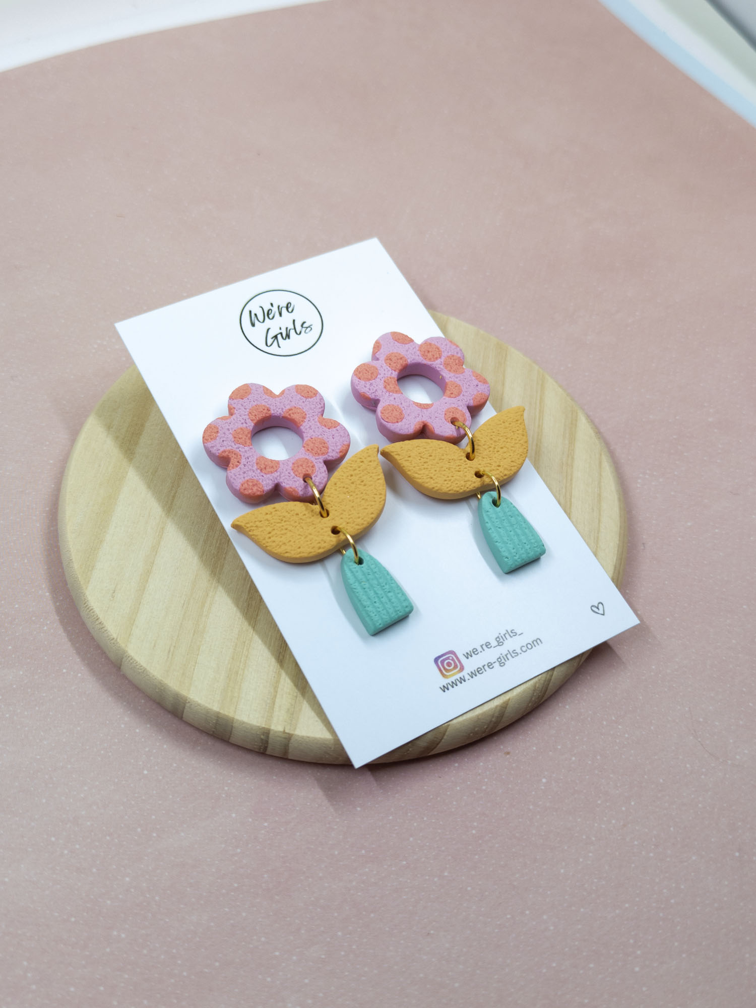 Flora Dangles Coral